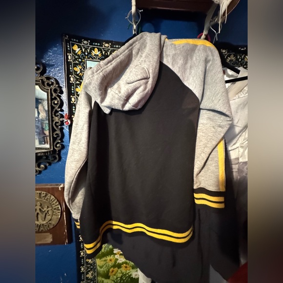 Authentic RETRO Batman Grey Hoodie Sweatshirt, size small - Picture 5 of 9